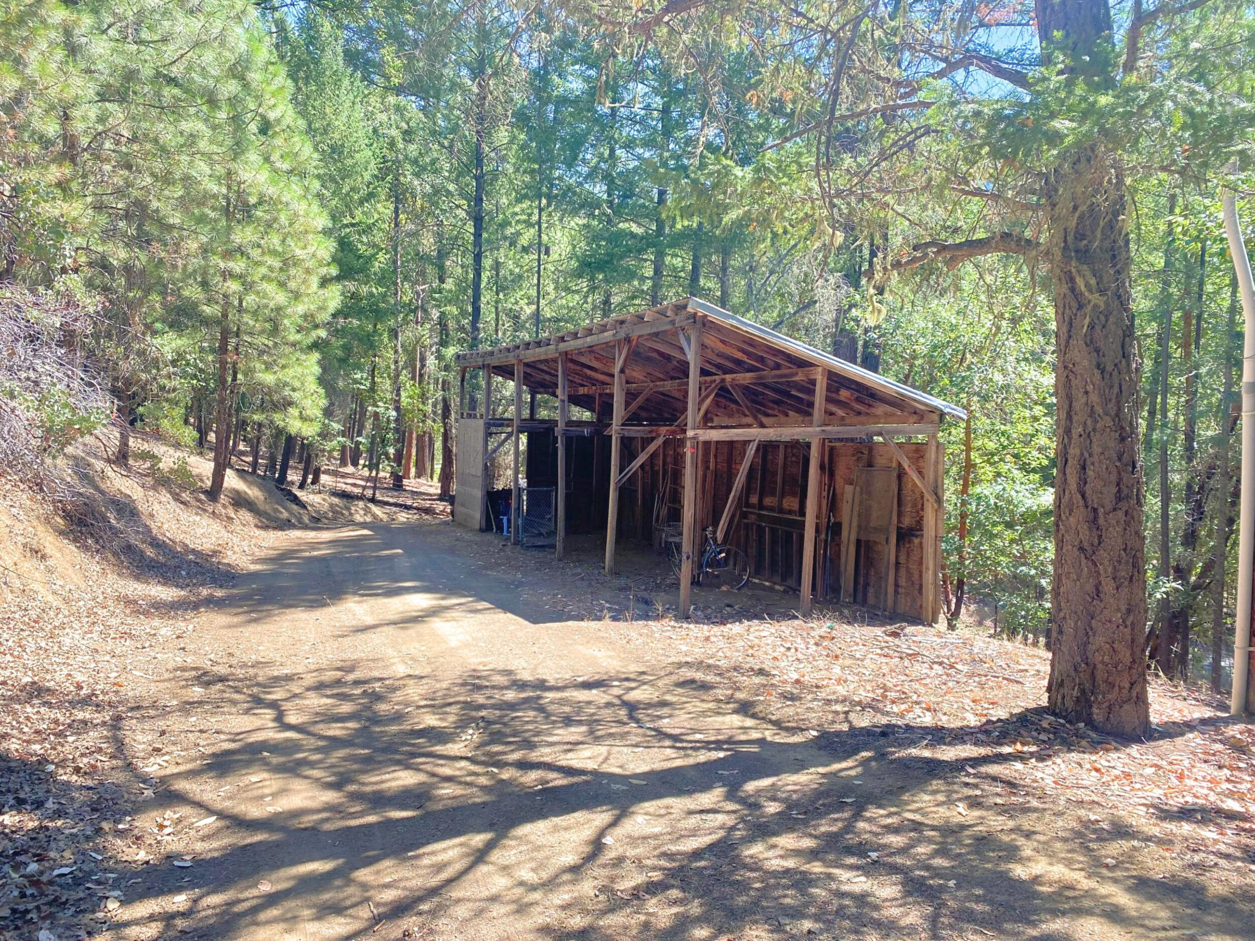939 Beaver Creek Road Jacksonville, OR 97530 - Photo 50 of 53 equipment shed on the driveway