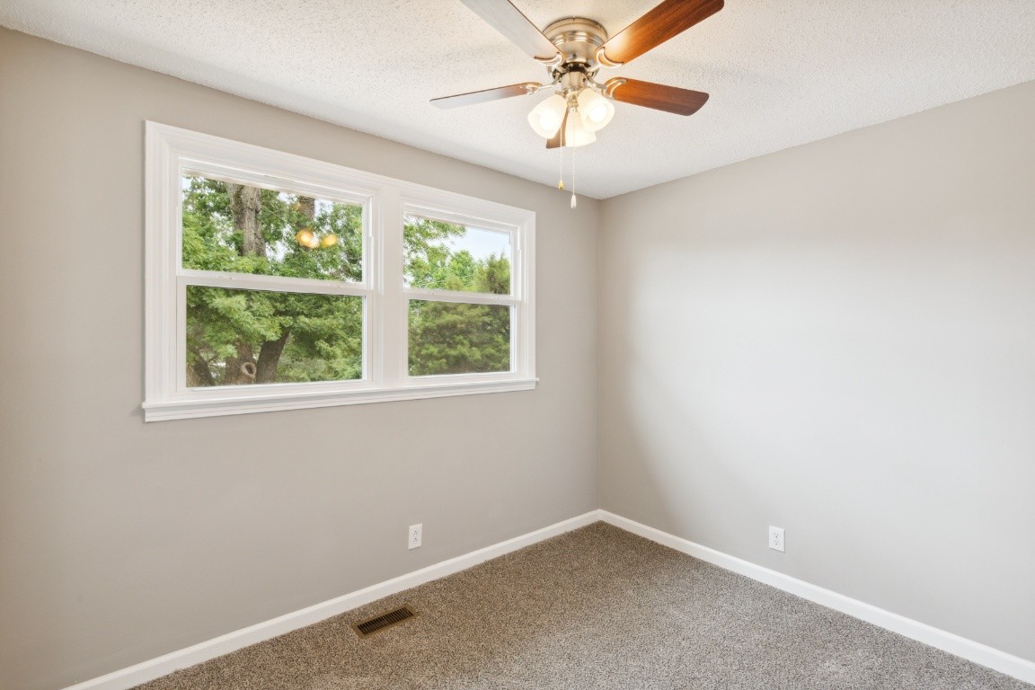 1500 Pinetree Road Clarksville, TN 37042 - Photo 16 of 31 Gallery Image 16