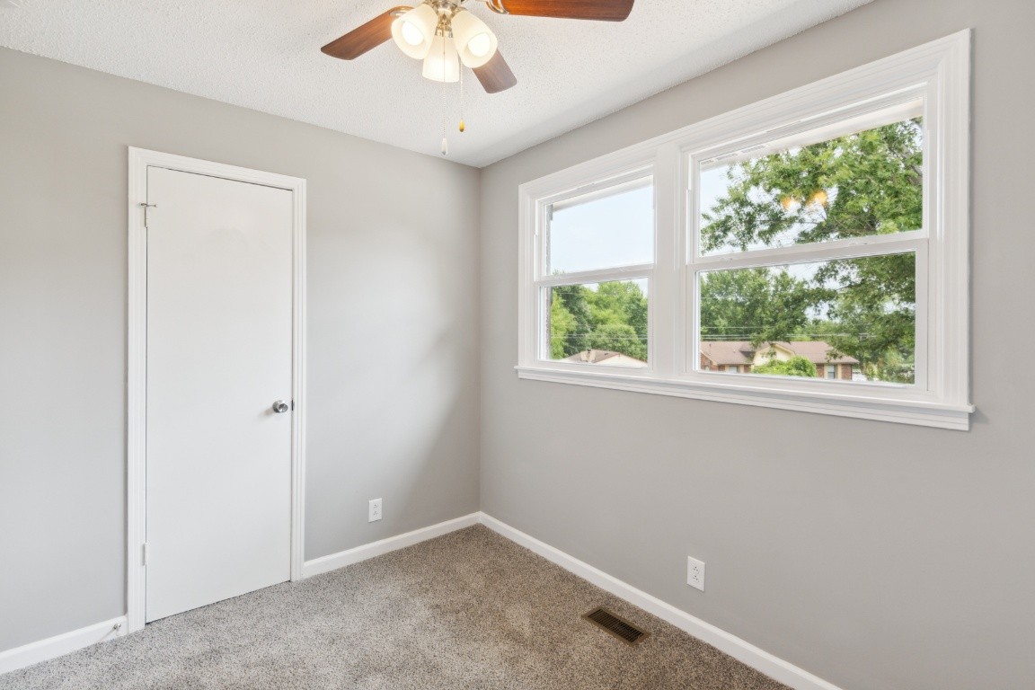 1500 Pinetree Road Clarksville, TN 37042 - Photo 17 of 31 Gallery Image 17