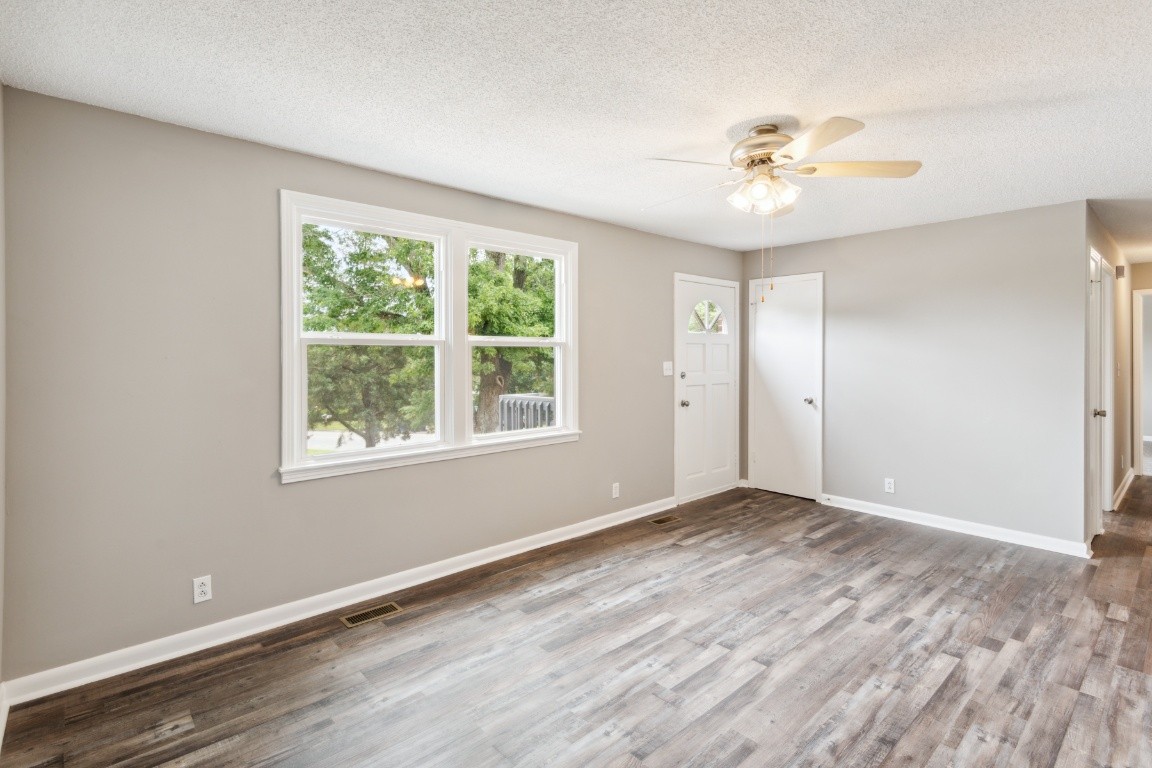 1500 Pinetree Road Clarksville, TN 37042 - Photo 8 of 31 Gallery Image 8