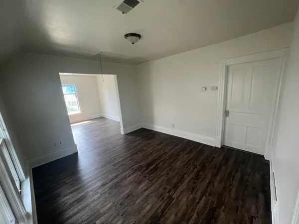 $1,195 | 922 South 74th Street, West Allis, WI 53214