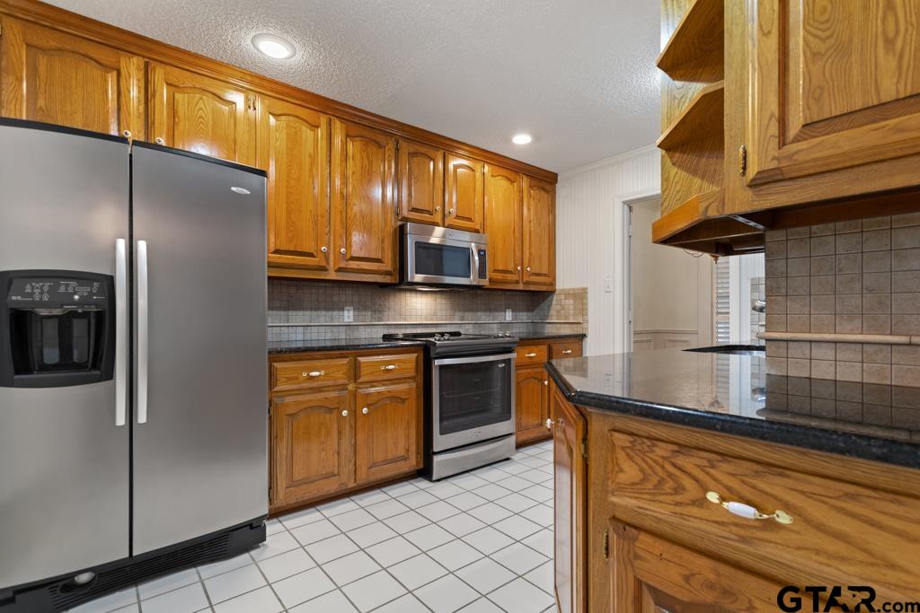 5802 Briar Creek Road Tyler, TX 75703 - Photo 13 of 42