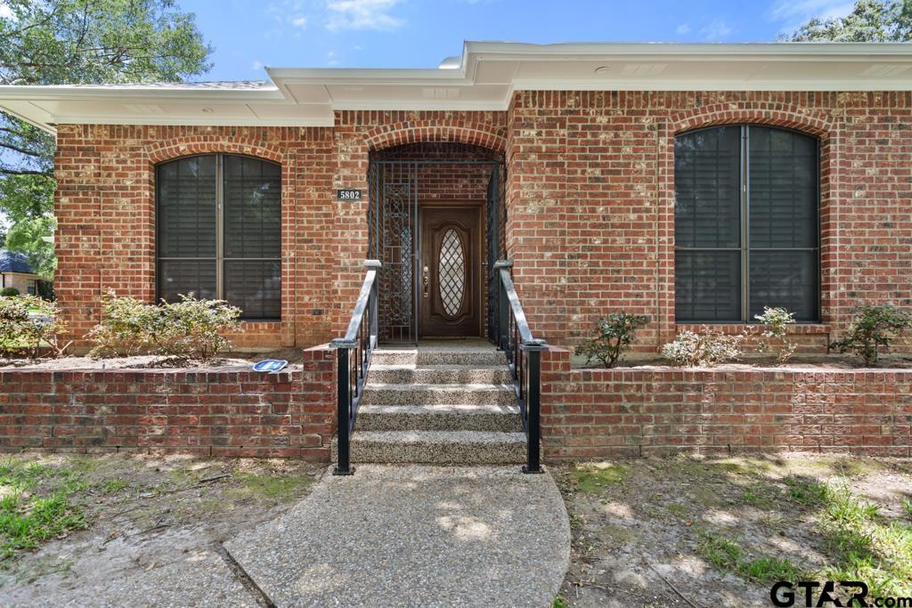 5802 Briar Creek Road Tyler, TX 75703 - Photo 2 of 42