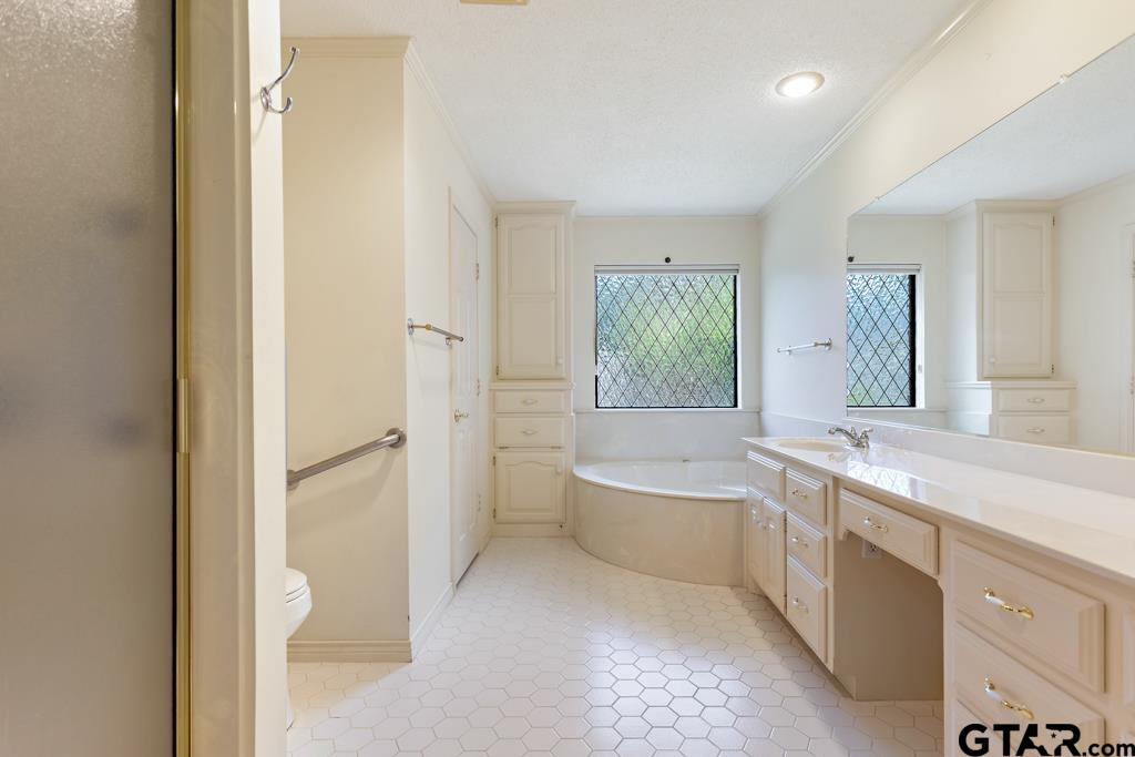 5802 Briar Creek Road Tyler, TX 75703 - Photo 24 of 42