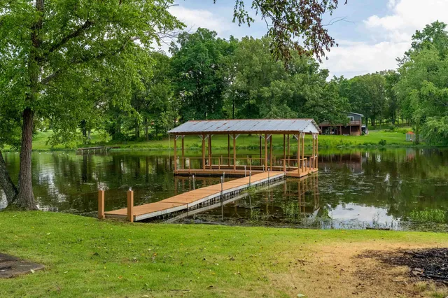 $379,900 | 1278 Nicklaus Lane, Marion, IL 62959