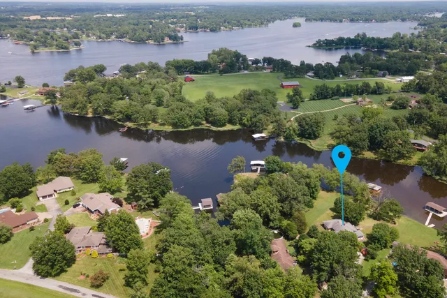 $379,900 | 1278 Nicklaus Lane, Marion, IL 62959