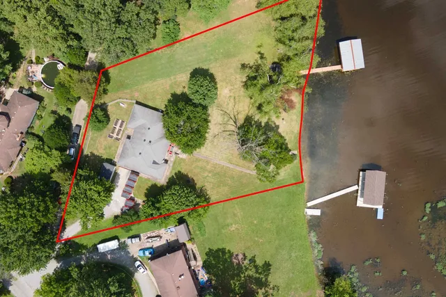 $379,900 | 1278 Nicklaus Lane, Marion, IL 62959