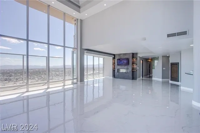 $9,594 | 3111 Bel Air Drive, Unit 28F, Las Vegas, NV 89109