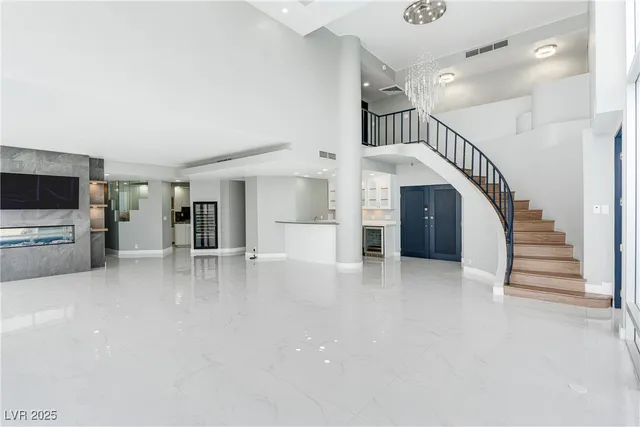 $9,594 | 3111 Bel Air Drive, Unit 28F, Las Vegas, NV 89109