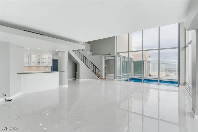 $9,594 | 3111 Bel Air Drive, Unit 28F, Las Vegas, NV 89109