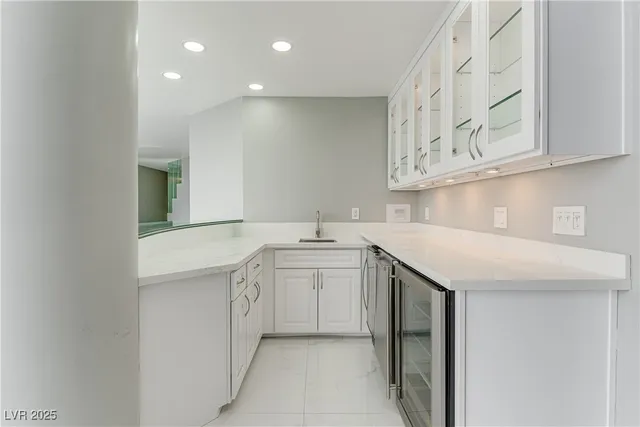 $9,594 | 3111 Bel Air Drive, Unit 28F, Las Vegas, NV 89109