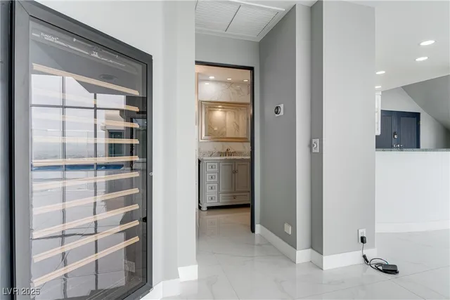 $9,594 | 3111 Bel Air Drive, Unit 28F, Las Vegas, NV 89109