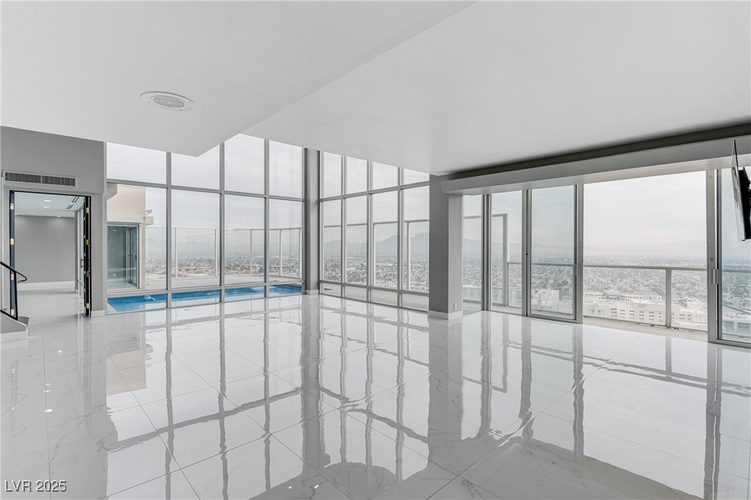 3111 Bel Air Drive, Unit 28F Las Vegas, NV 89109 - Photo 2 of 69