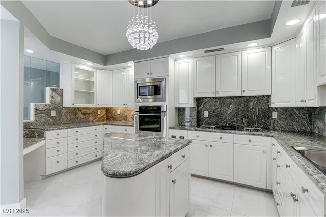 $9,594 | 3111 Bel Air Drive, Unit 28F, Las Vegas, NV 89109