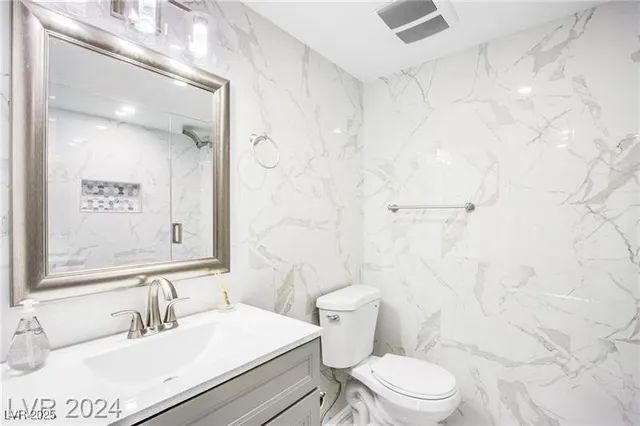 $9,594 | 3111 Bel Air Drive, Unit 28F, Las Vegas, NV 89109