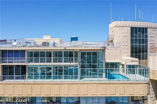 $9,594 | 3111 Bel Air Drive, Unit 28F, Las Vegas, NV 89109