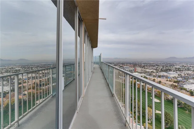 $9,594 | 3111 Bel Air Drive, Unit 28F, Las Vegas, NV 89109