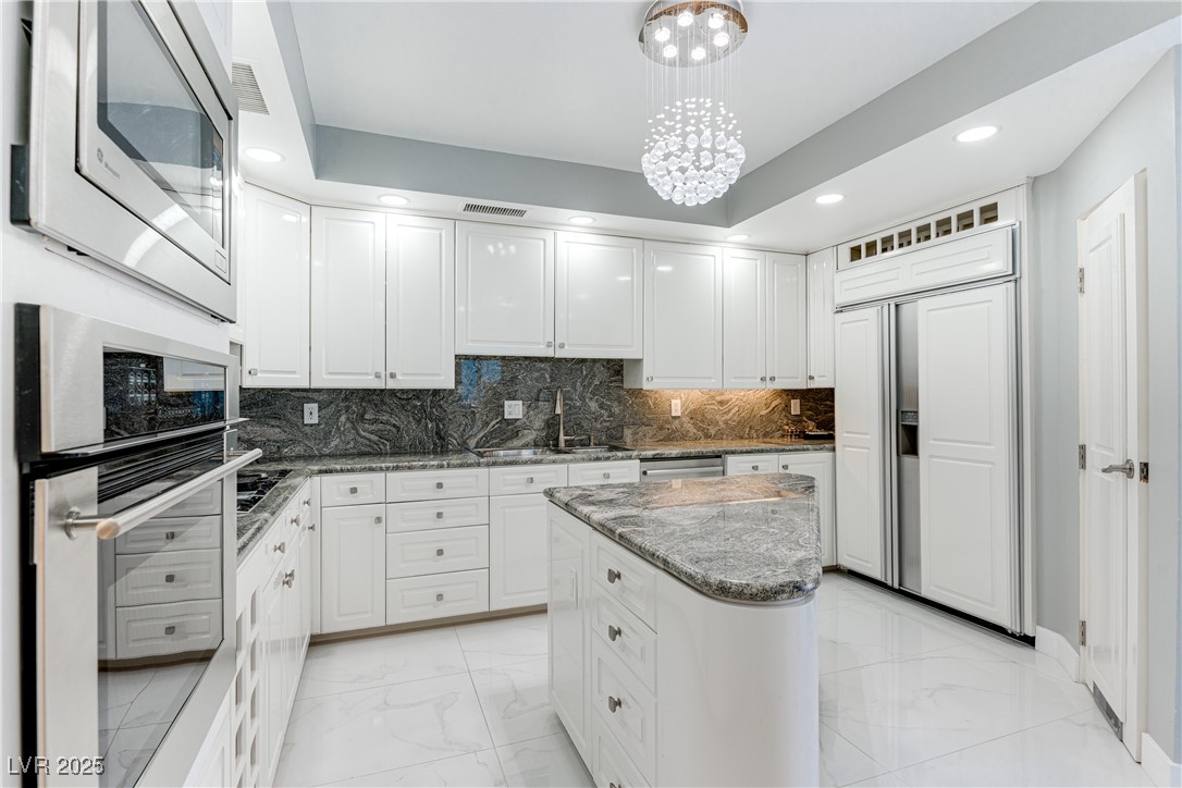 3111 Bel Air Drive, Unit 28F Las Vegas, NV 89109 - Photo 3 of 69