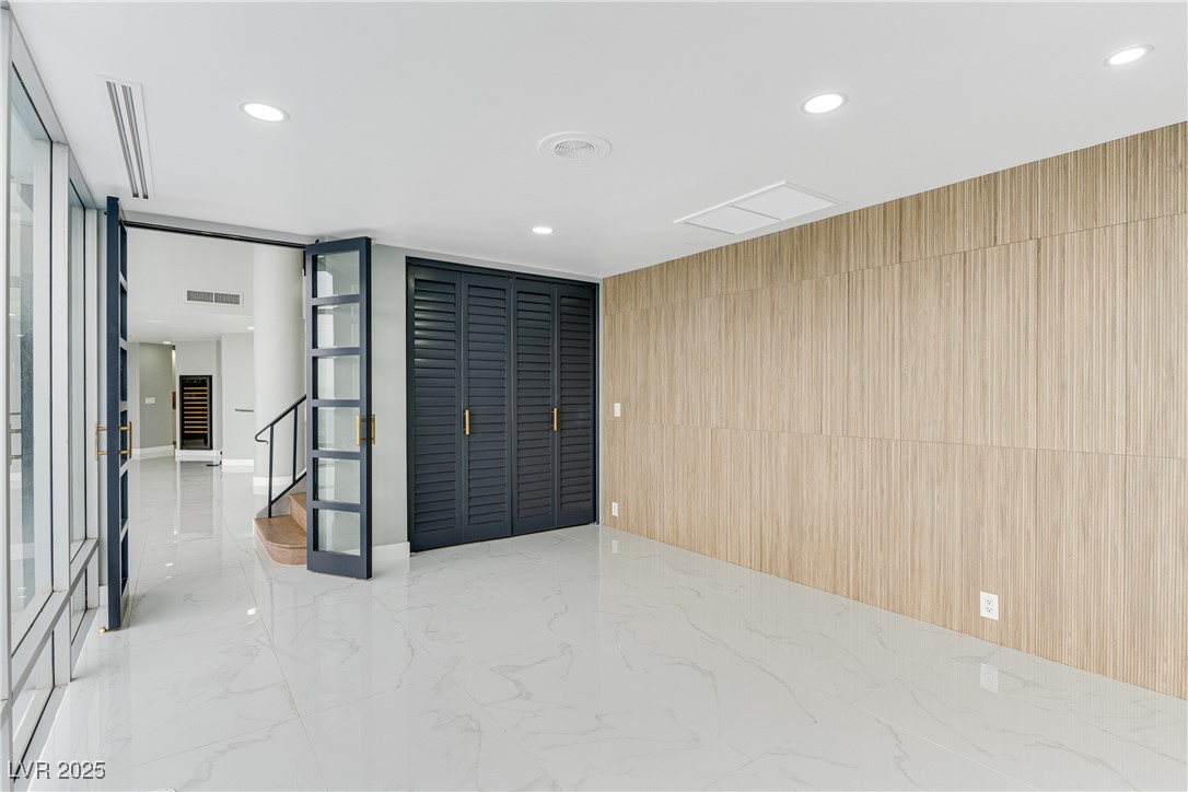 3111 Bel Air Drive, Unit 28F Las Vegas, NV 89109 - Photo 33 of 69