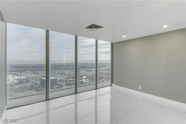 $9,594 | 3111 Bel Air Drive, Unit 28F, Las Vegas, NV 89109