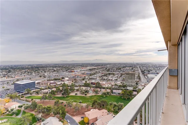 $9,594 | 3111 Bel Air Drive, Unit 28F, Las Vegas, NV 89109