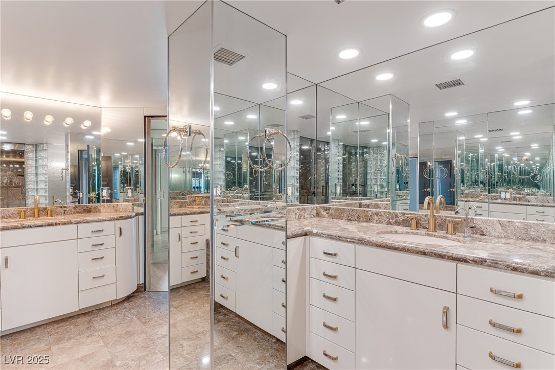 3111 Bel Air Drive, Unit 28F Las Vegas, NV 89109 - Photo 59 of 69