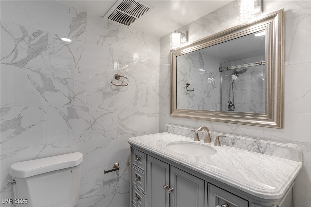 3111 Bel Air Drive, Unit 28F Las Vegas, NV 89109 - Photo 67 of 69