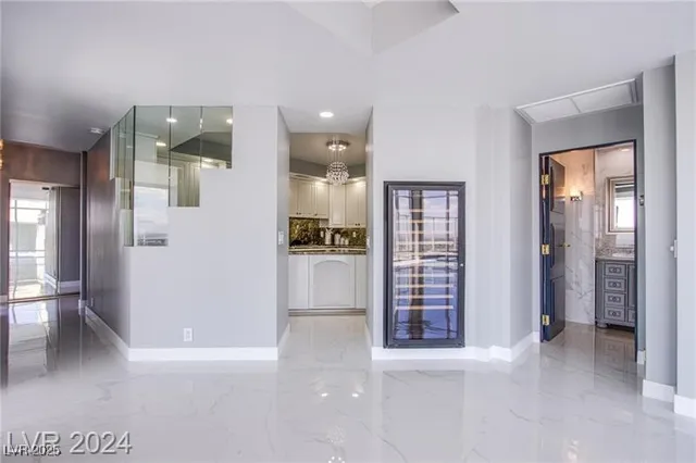 $9,594 | 3111 Bel Air Drive, Unit 28F, Las Vegas, NV 89109