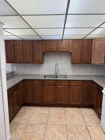 $259,900 | 7000 Northwest 186th Street, Unit 4226, Hialeah, FL 33015