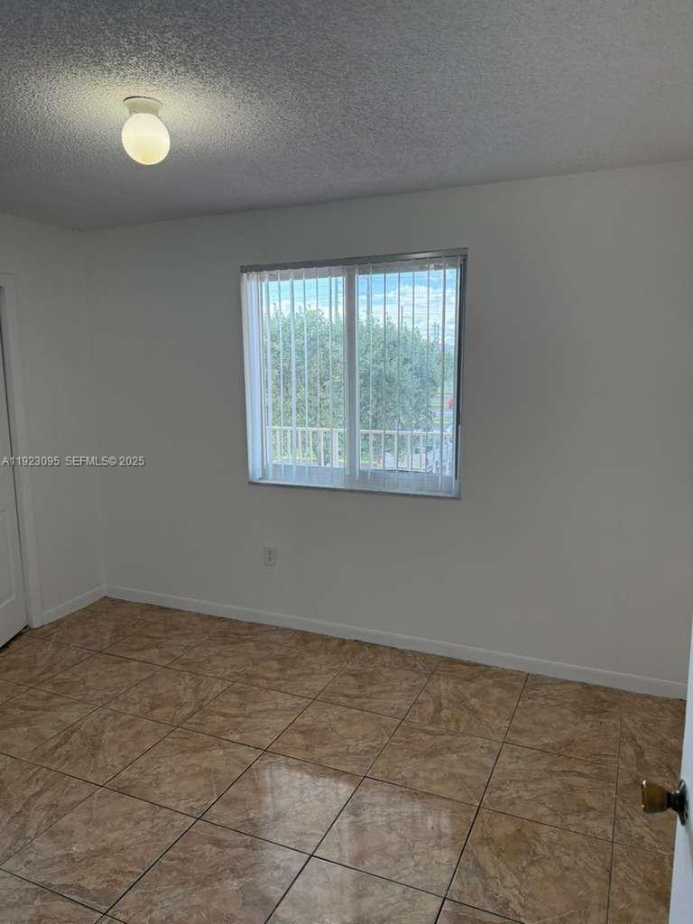 7000 Northwest 186th Street, Unit 4226 Hialeah, FL 33015 - Photo 5 of 14