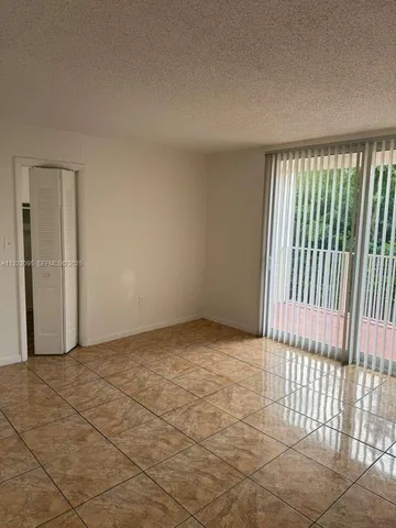 $269,900 | 7000 Northwest 186th Street, Unit 4226, Hialeah, FL 33015