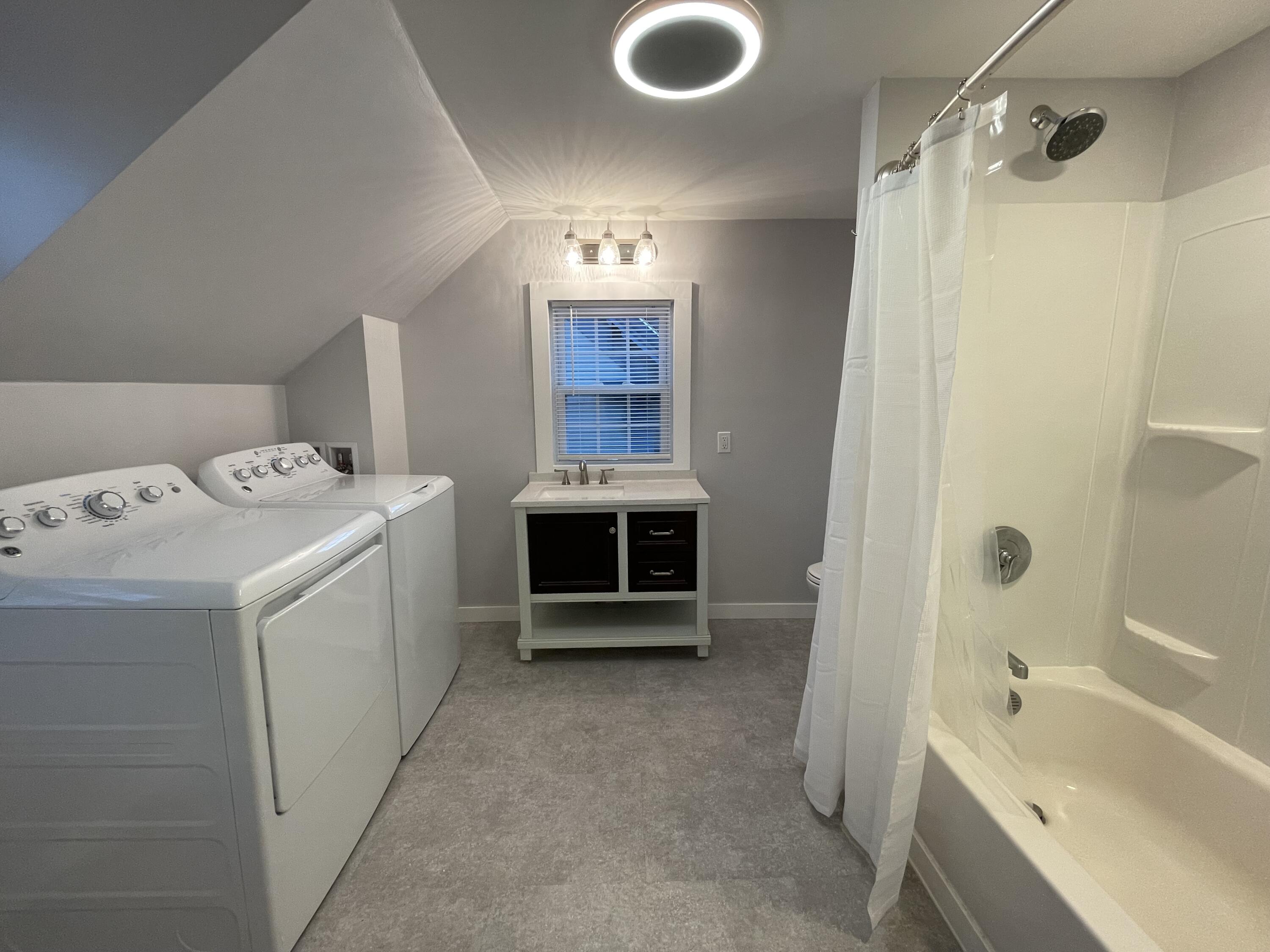 12 Kossuth Street Biddeford, ME 04005 - Photo 11 of 42 201 - Bathroom (4)