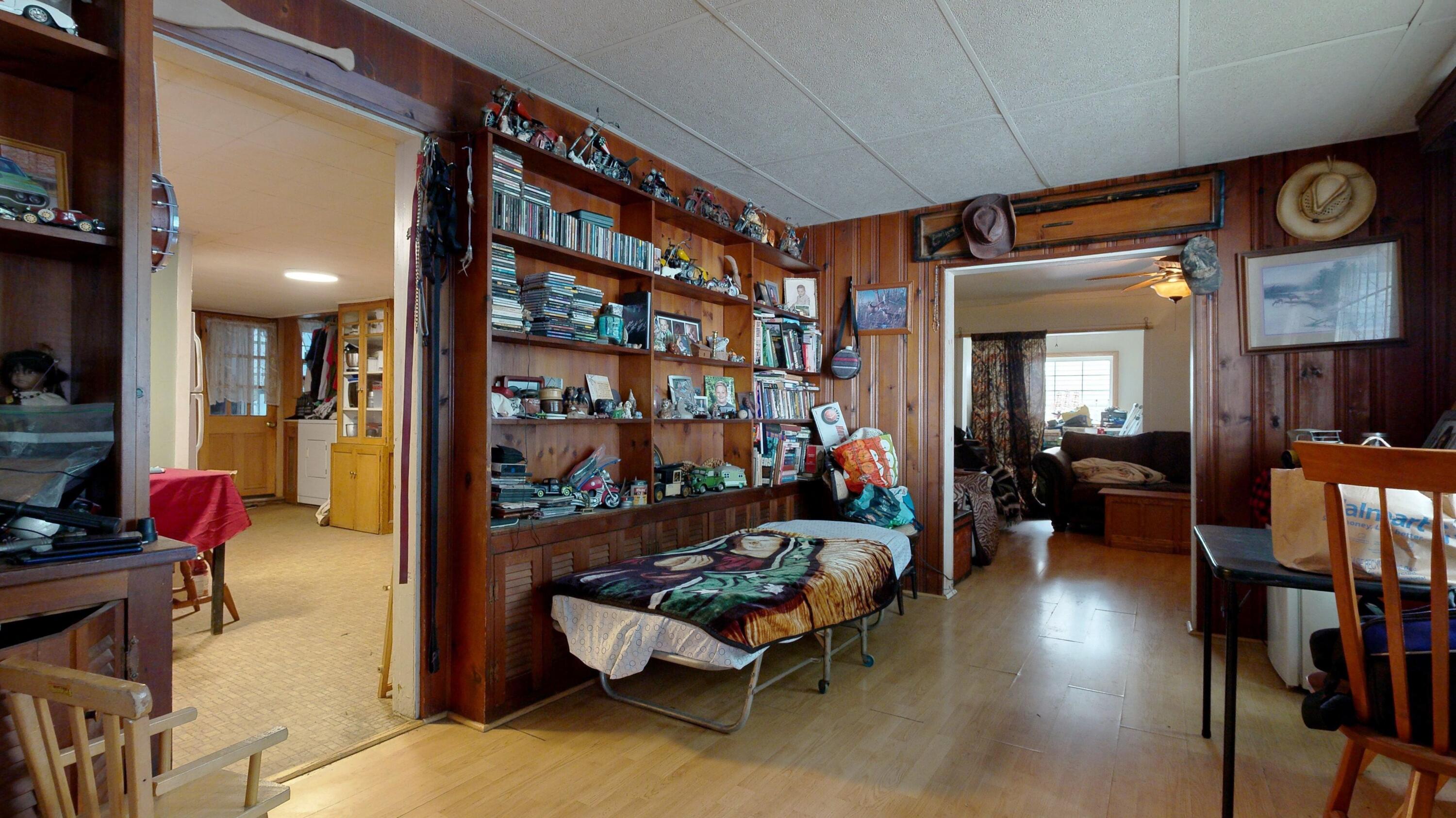 12 Kossuth Street Biddeford, ME 04005 - Photo 15 of 42 101 - Entryway (2)