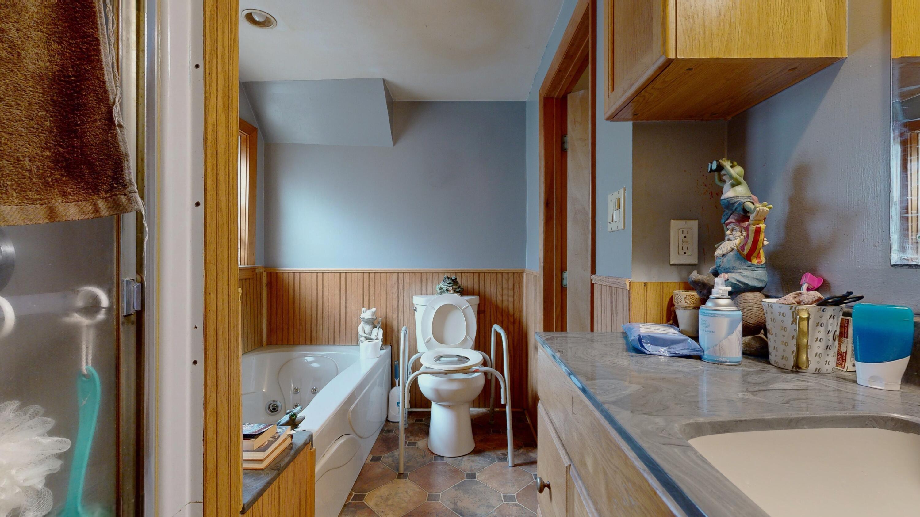 12 Kossuth Street Biddeford, ME 04005 - Photo 21 of 42 101 - Bathroom