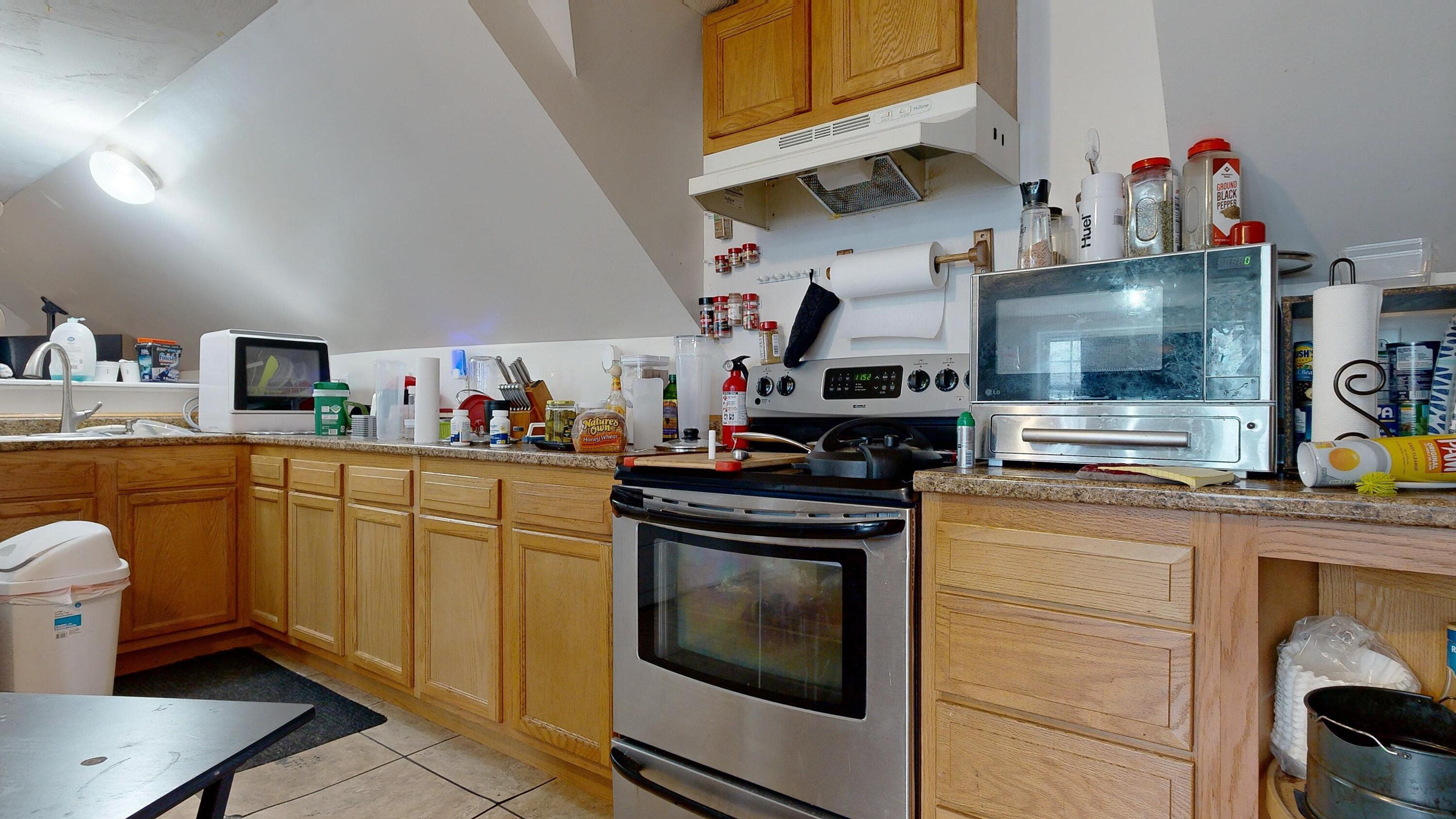 12 Kossuth Street Biddeford, ME 04005 - Photo 28 of 42 202 - Kitchen