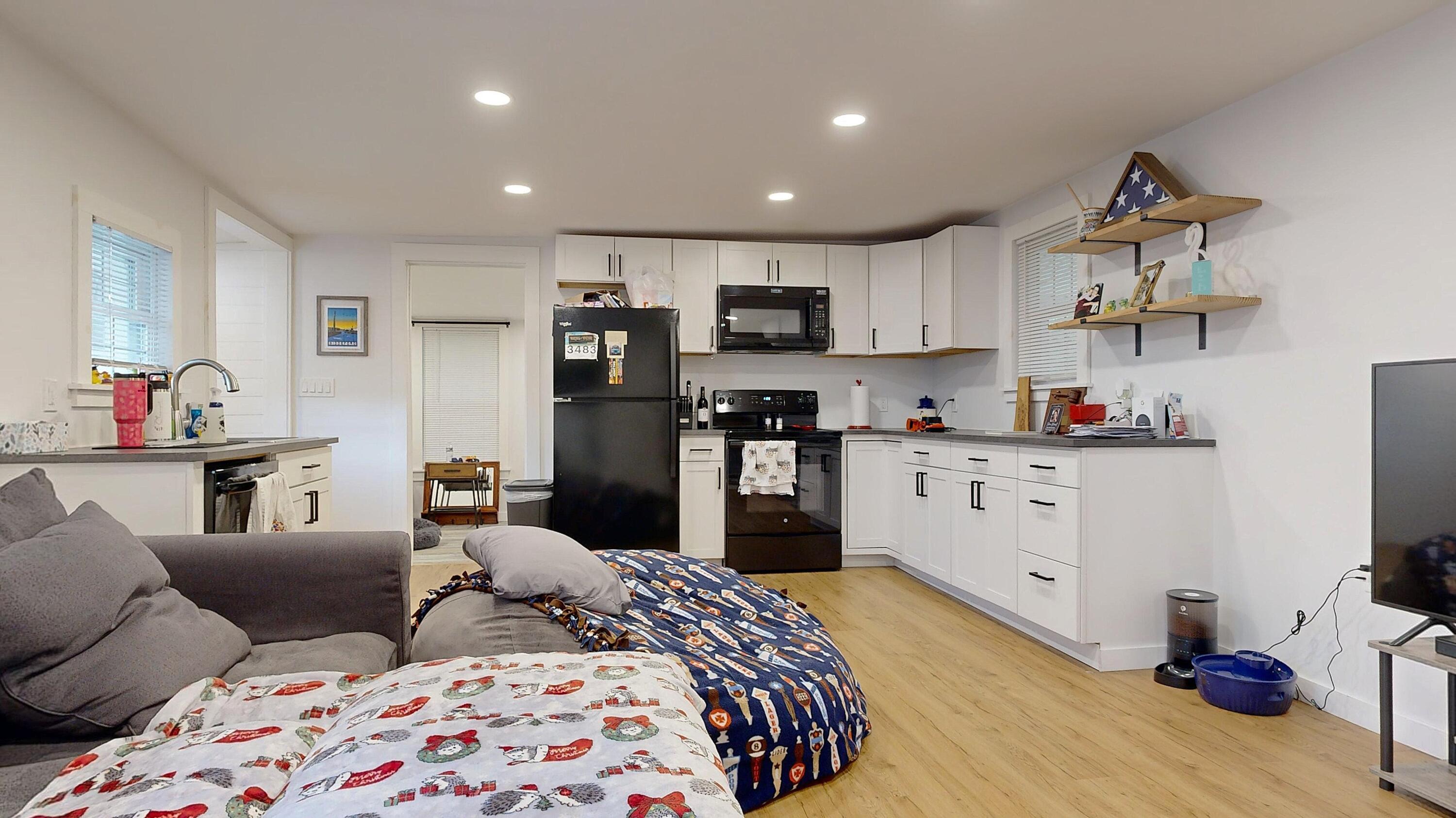 12 Kossuth Street Biddeford, ME 04005 - Photo 4 of 42 201 - Kitchen