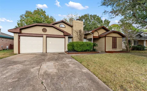 $174,900 | 4717 Woodway Avenue, Rosenberg, TX 77471