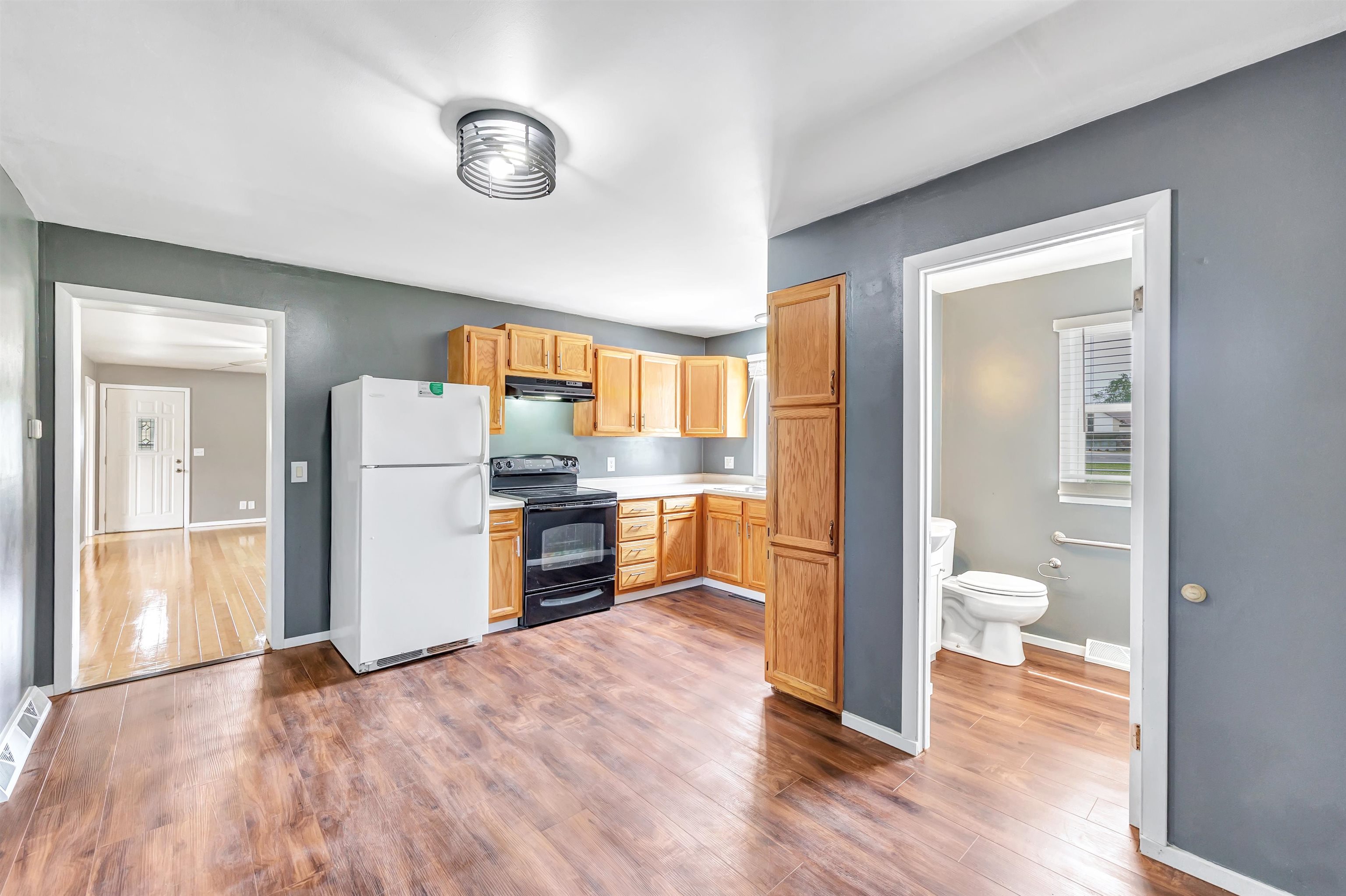 409 Spaulding Street Tigerton, WI 54486 - Photo 8 of 17