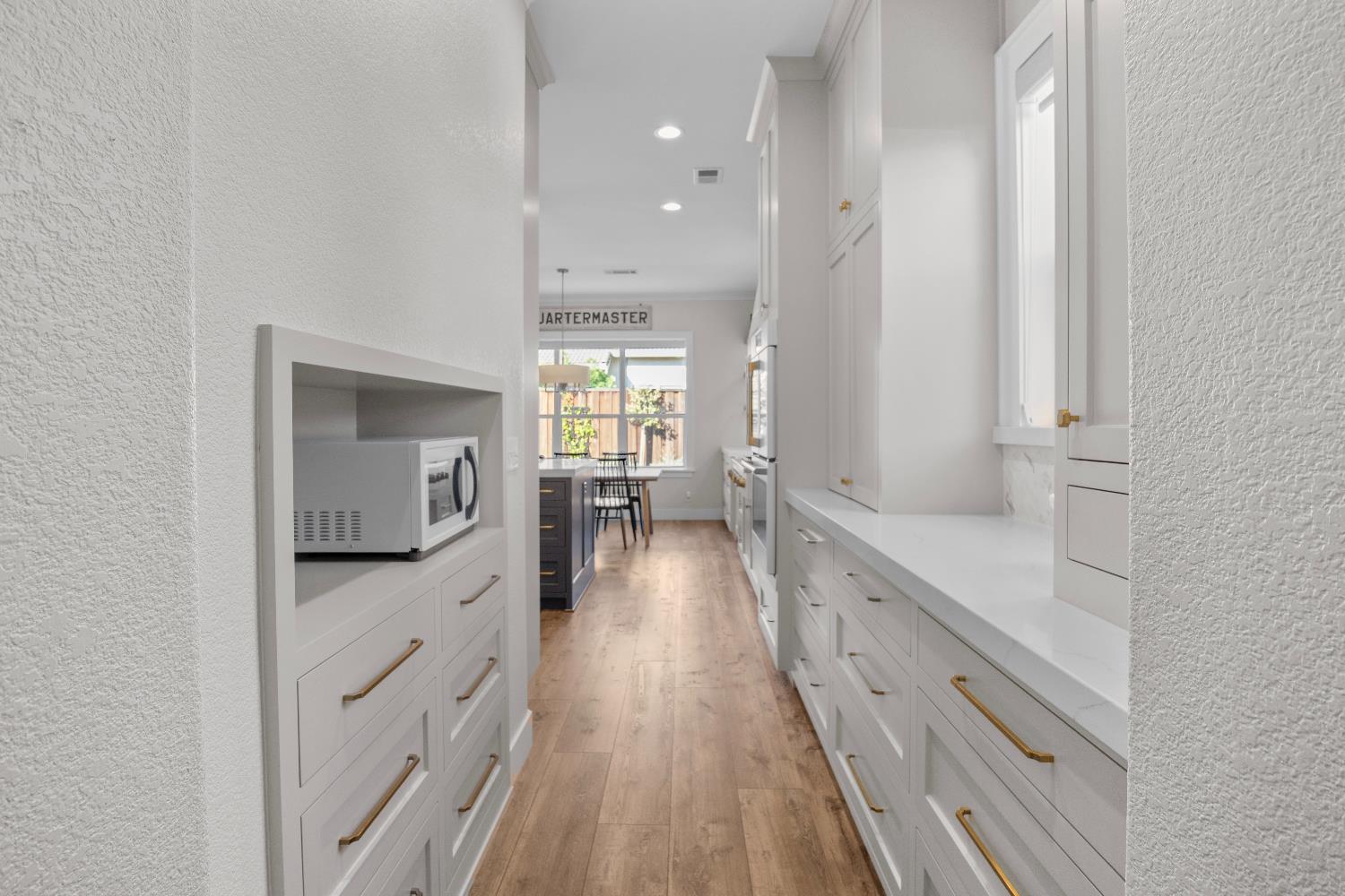 637 Rebekah Court Ripon, CA 95366 - Photo 14 of 69 Butler's pantry between dining room and kitchen.