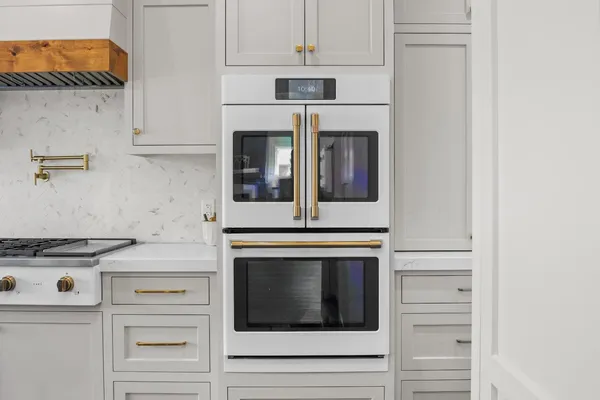 $997,500 | 637 Rebekah Court, Ripon, CA 95366