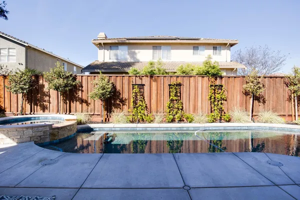 $997,500 | 637 Rebekah Court, Ripon, CA 95366