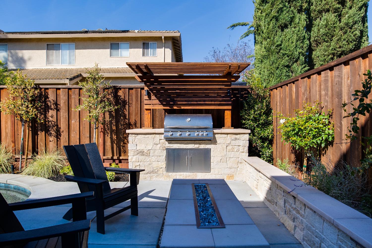 637 Rebekah Court Ripon, CA 95366 - Photo 59 of 69 Built in BBQ and fire table