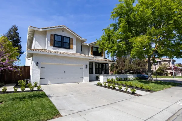 $997,500 | 637 Rebekah Court, Ripon, CA 95366