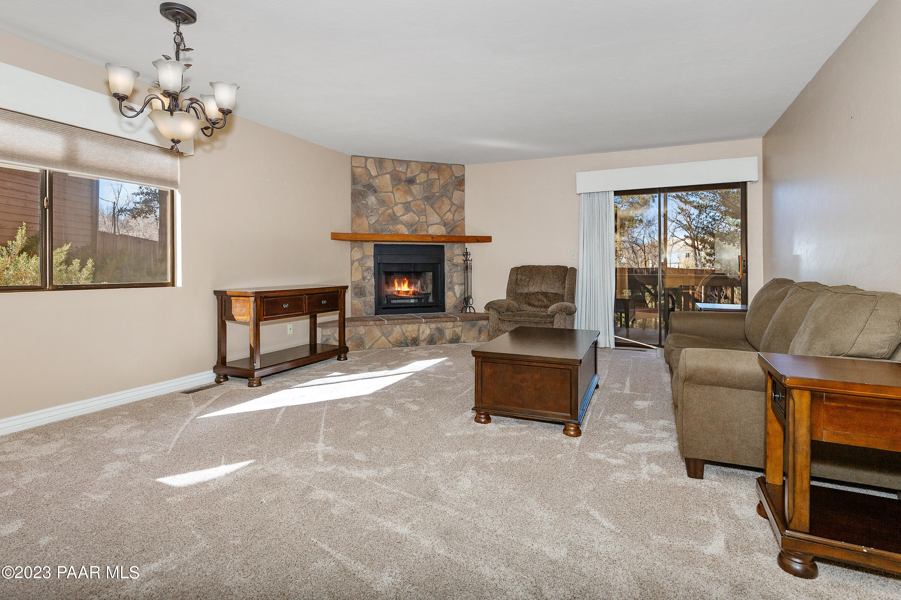 918 Old Stage Road, Unit B3 Prescott, AZ 86303 - Photo 4 of 15 004_Living Room