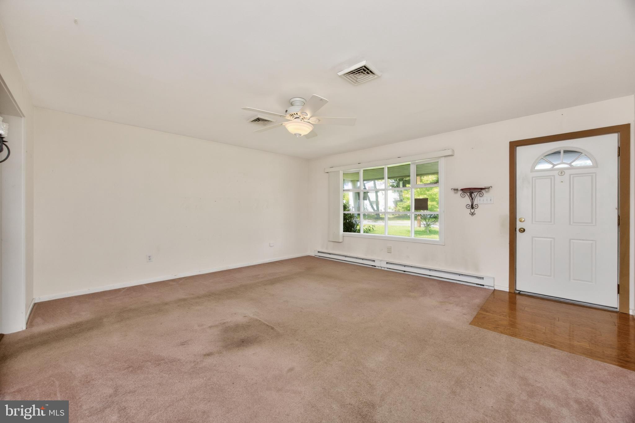726 Claire Road Warminster, PA 18974 - Photo 13 of 36