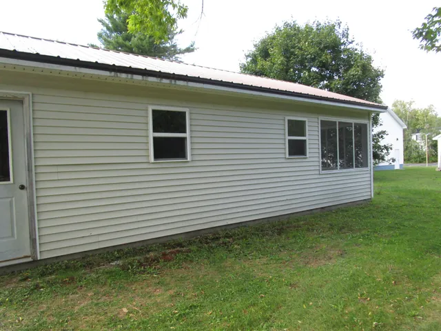 $160,000 | 10 York Street, Howland, ME 04448