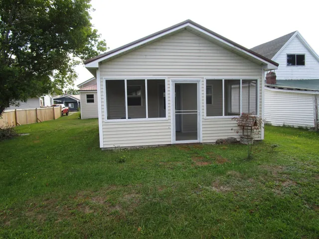 $160,000 | 10 York Street, Howland, ME 04448