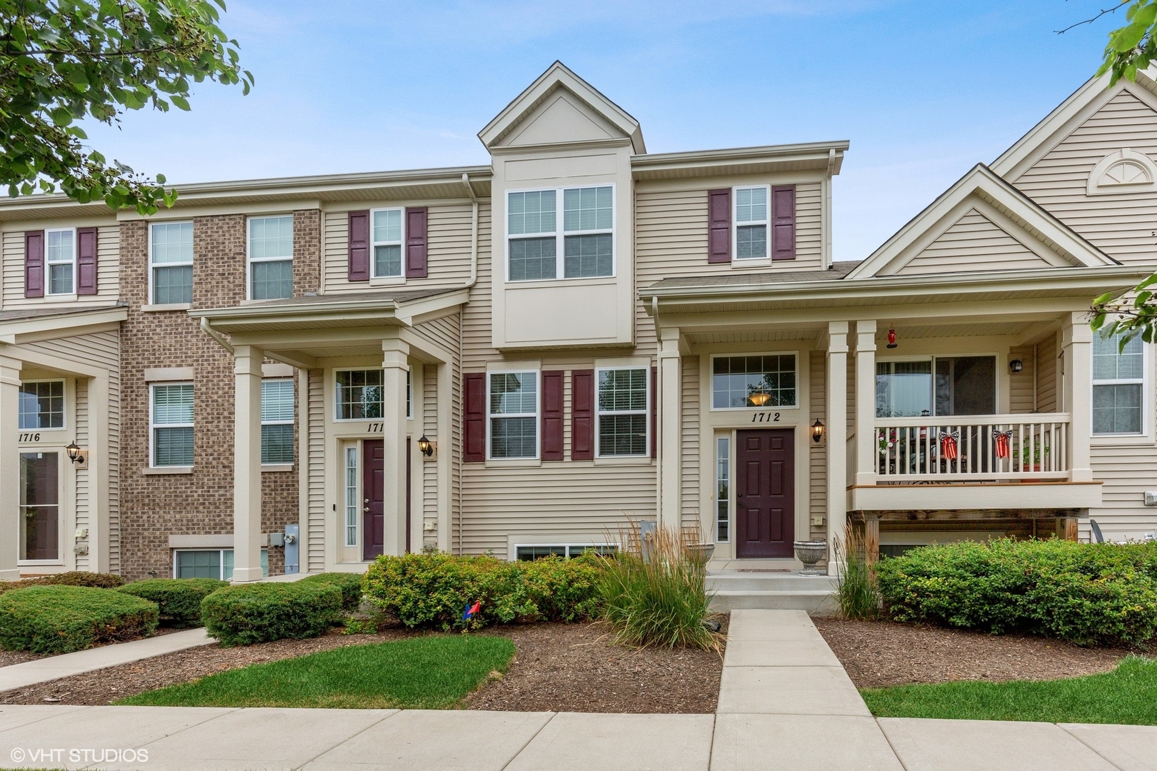 1712 Sandcastle Lane Pingree Grove, IL 60140 - Photo 1 of 25