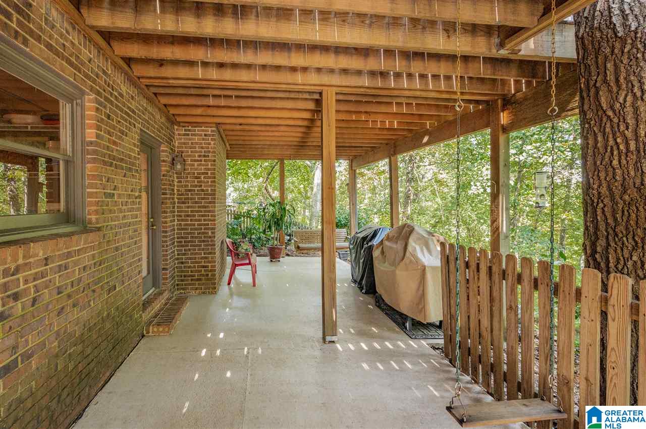 2125 Partridge Berry Road Birmingham, AL 35244 - Photo 14 of 39
