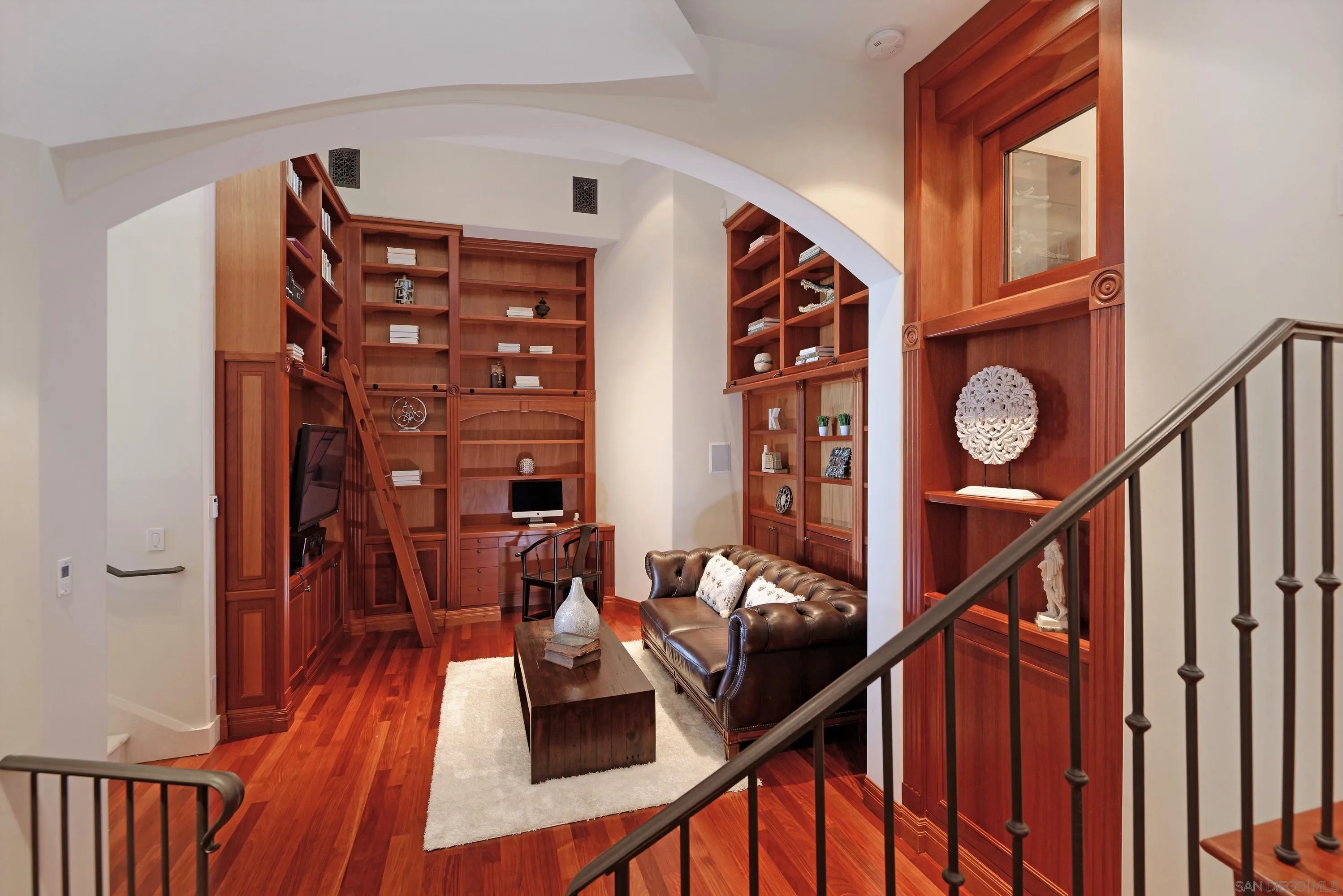 2116 Balboa Avenue Del Mar, CA 92014 - Photo 22 of 33 a living room with furniture a dining table and chairs
